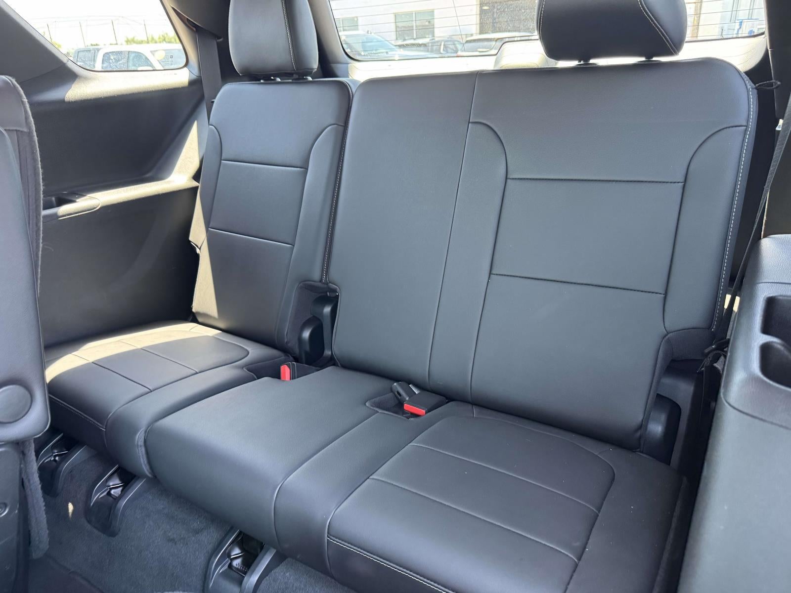 2023 Chevrolet Traverse AWD LT Leather