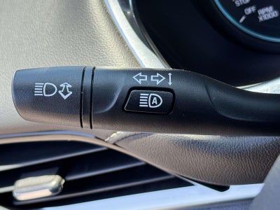 2023 Chevrolet Traverse AWD LT Leather