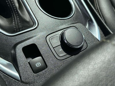 2023 Chevrolet Traverse AWD LT Leather