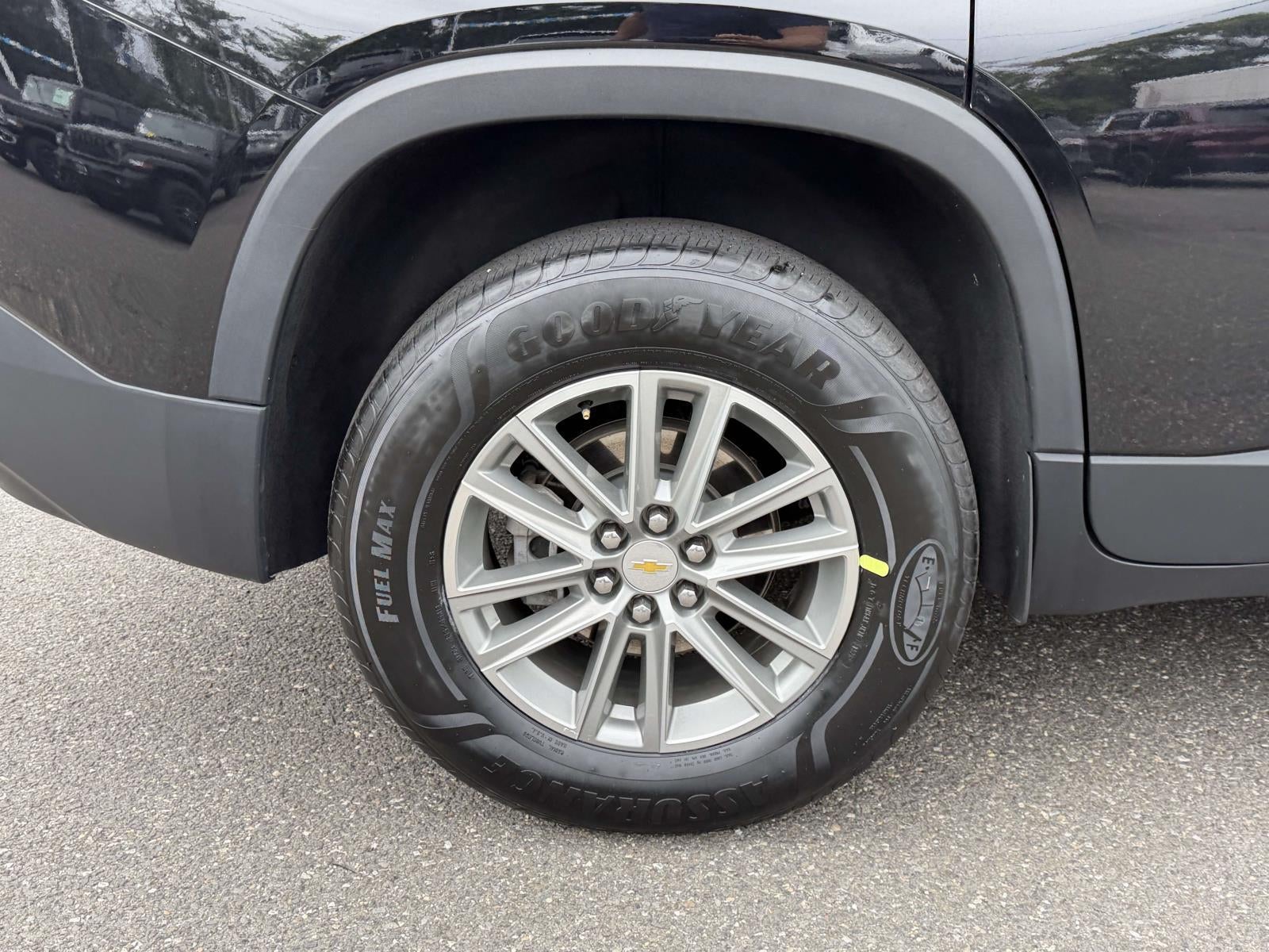 2023 Chevrolet Traverse AWD LT Leather