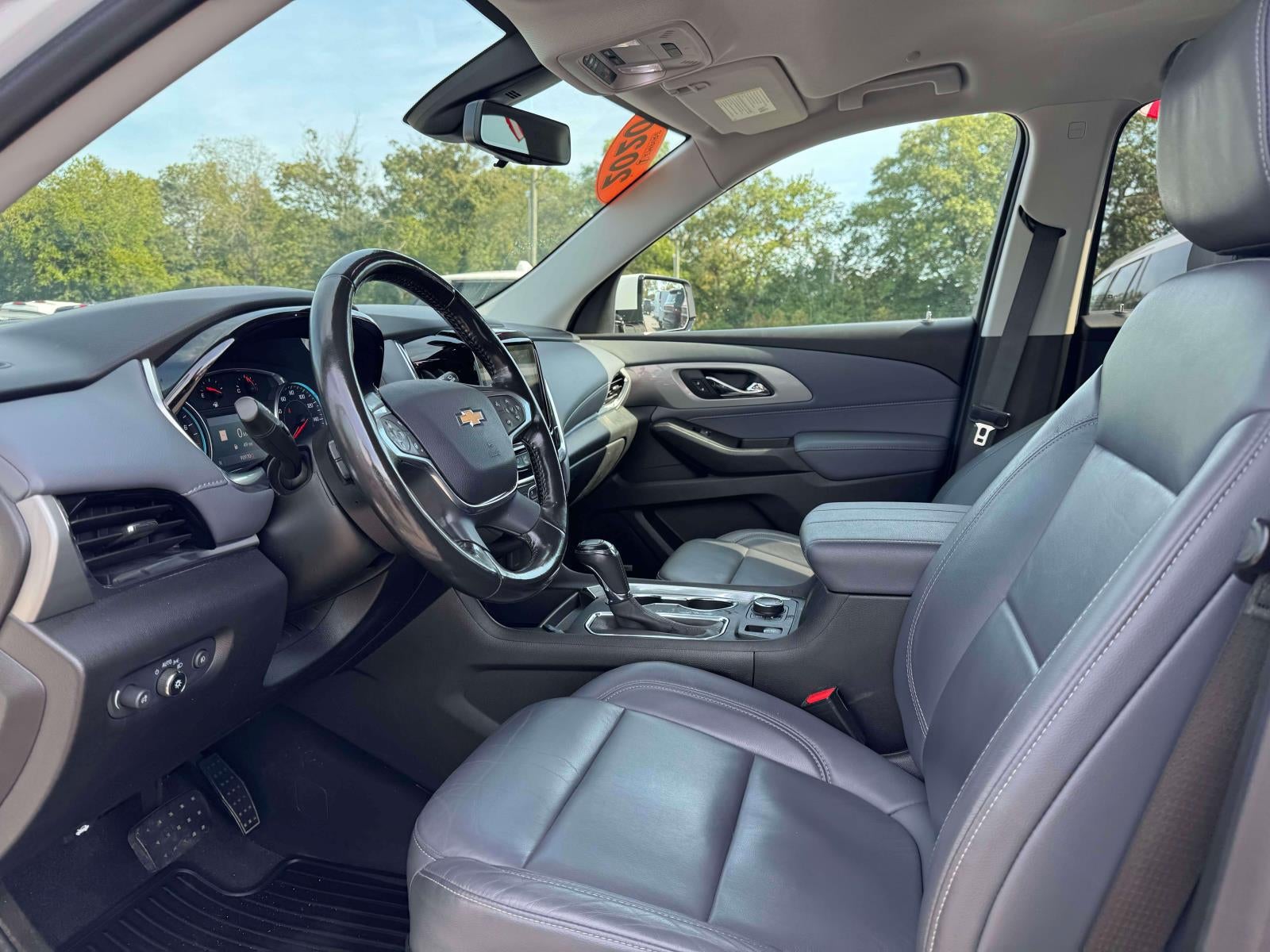 2020 Chevrolet Traverse AWD LT Leather