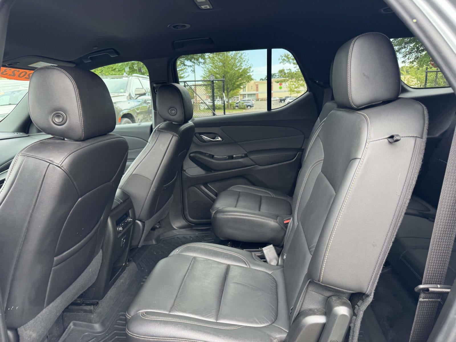 2023 Chevrolet Traverse AWD LT Leather