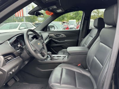 2023 Chevrolet Traverse AWD LT Leather