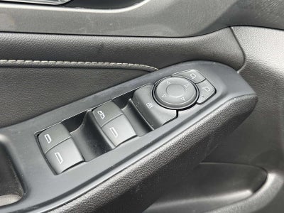 2023 Chevrolet Traverse AWD LT Leather