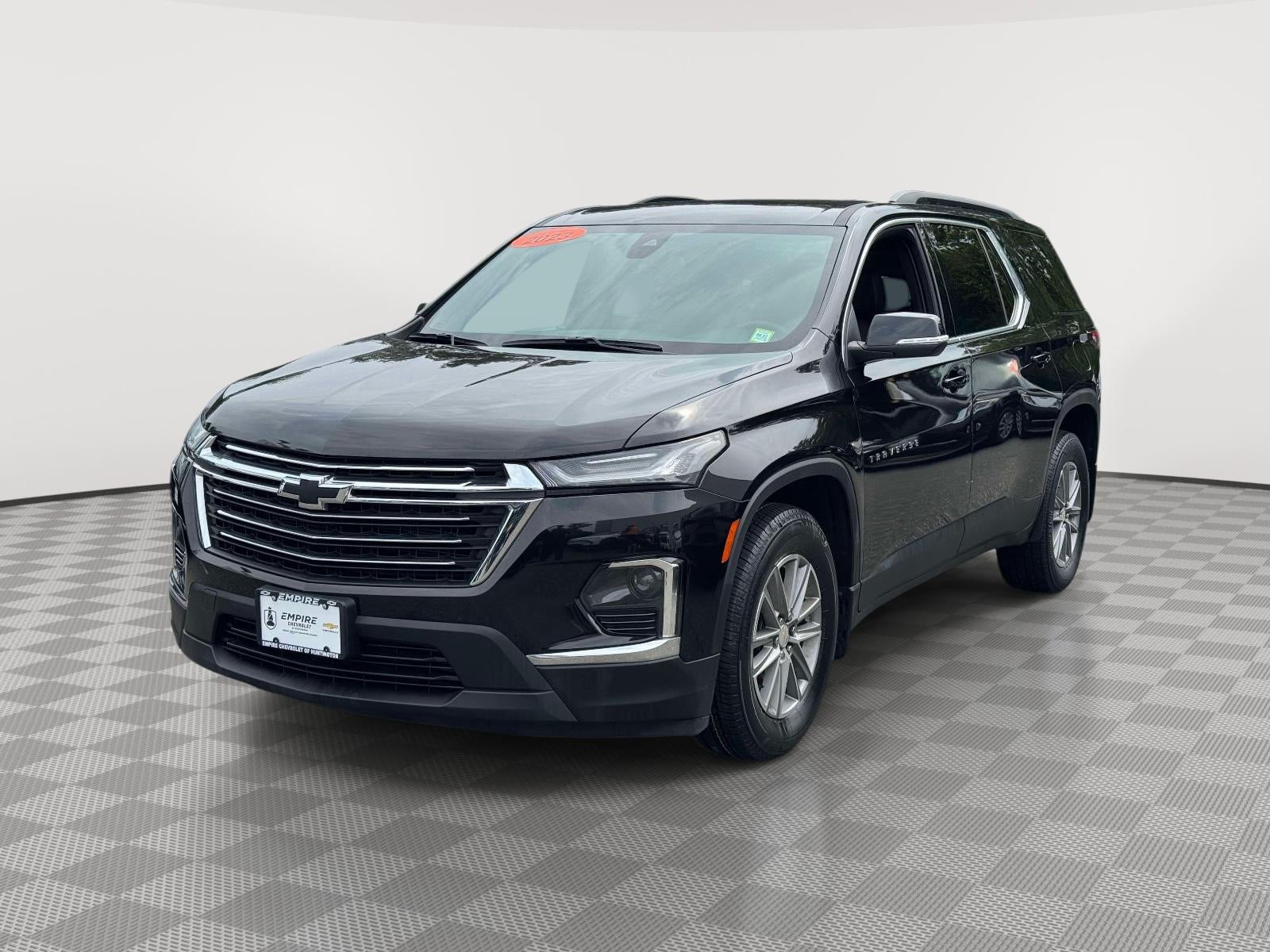 2023 Chevrolet Traverse AWD LT Leather