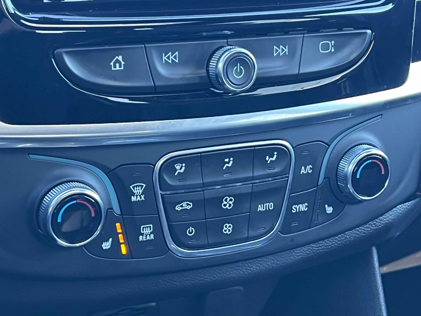 2023 Chevrolet Traverse AWD RS