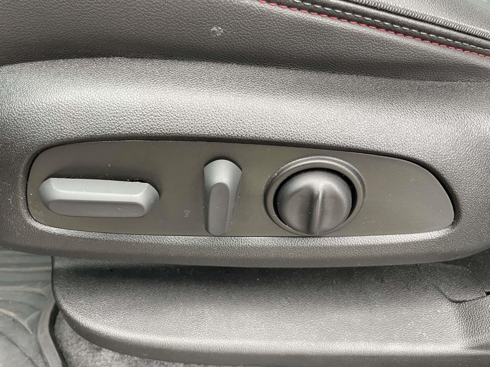 2023 Chevrolet Traverse AWD RS