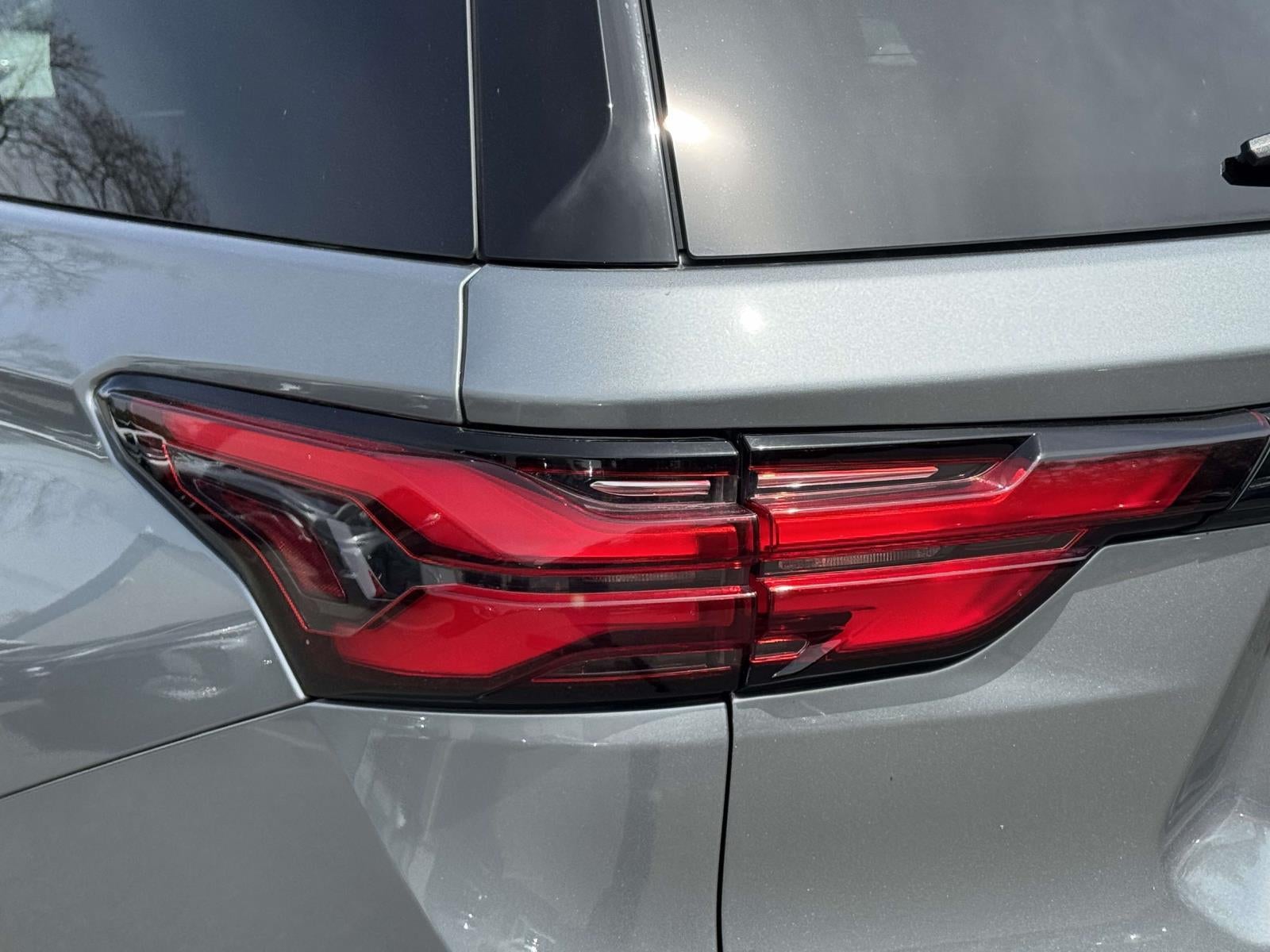 2023 Chevrolet Traverse AWD RS