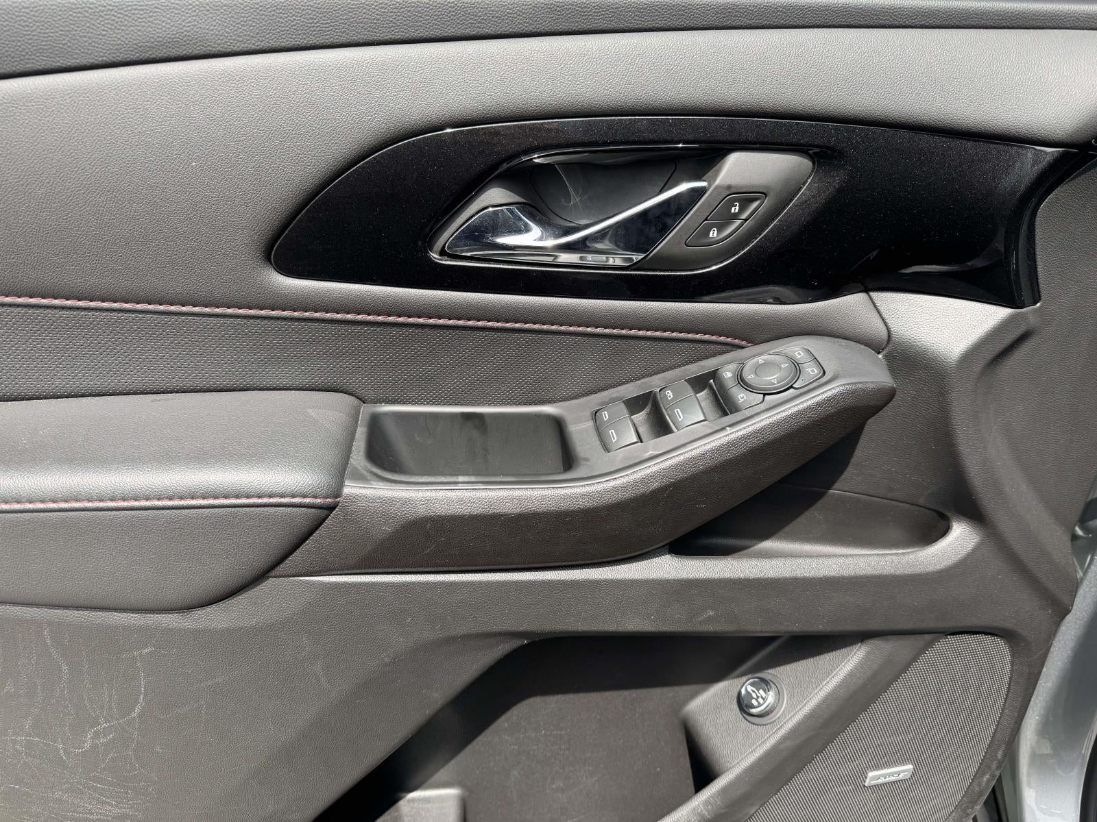 2023 Chevrolet Traverse AWD RS