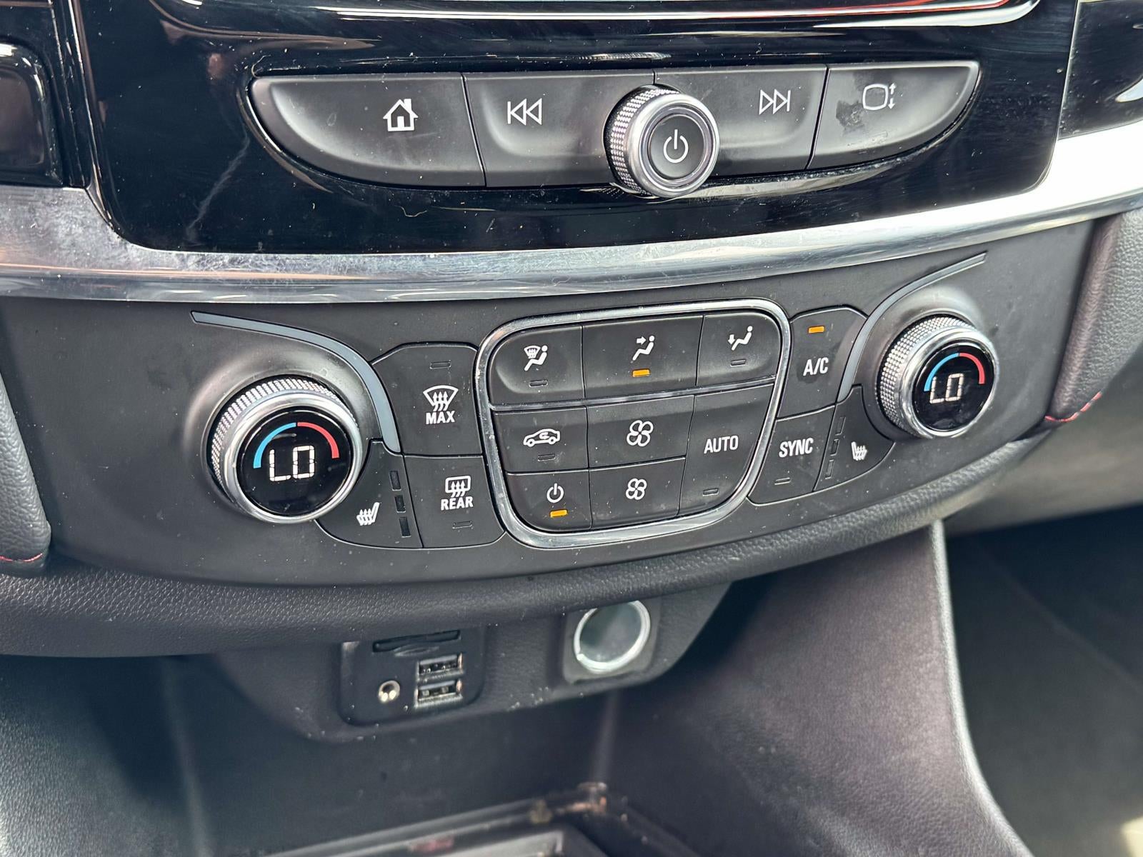 2023 Chevrolet Traverse AWD RS