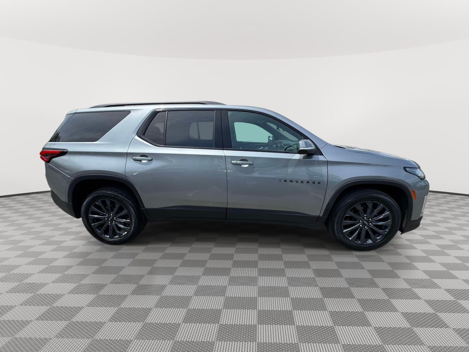 2023 Chevrolet Traverse AWD RS