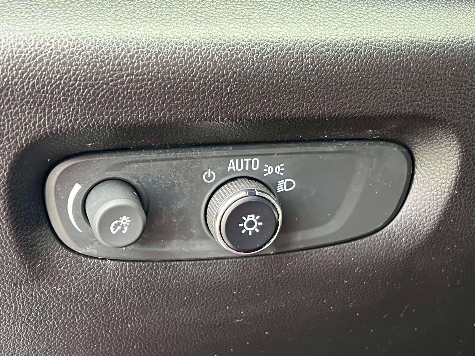 2023 Chevrolet Traverse AWD RS