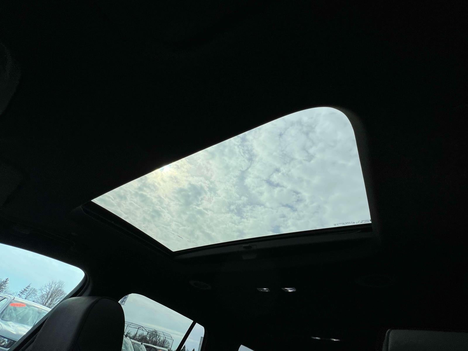 2023 Chevrolet Traverse AWD RS