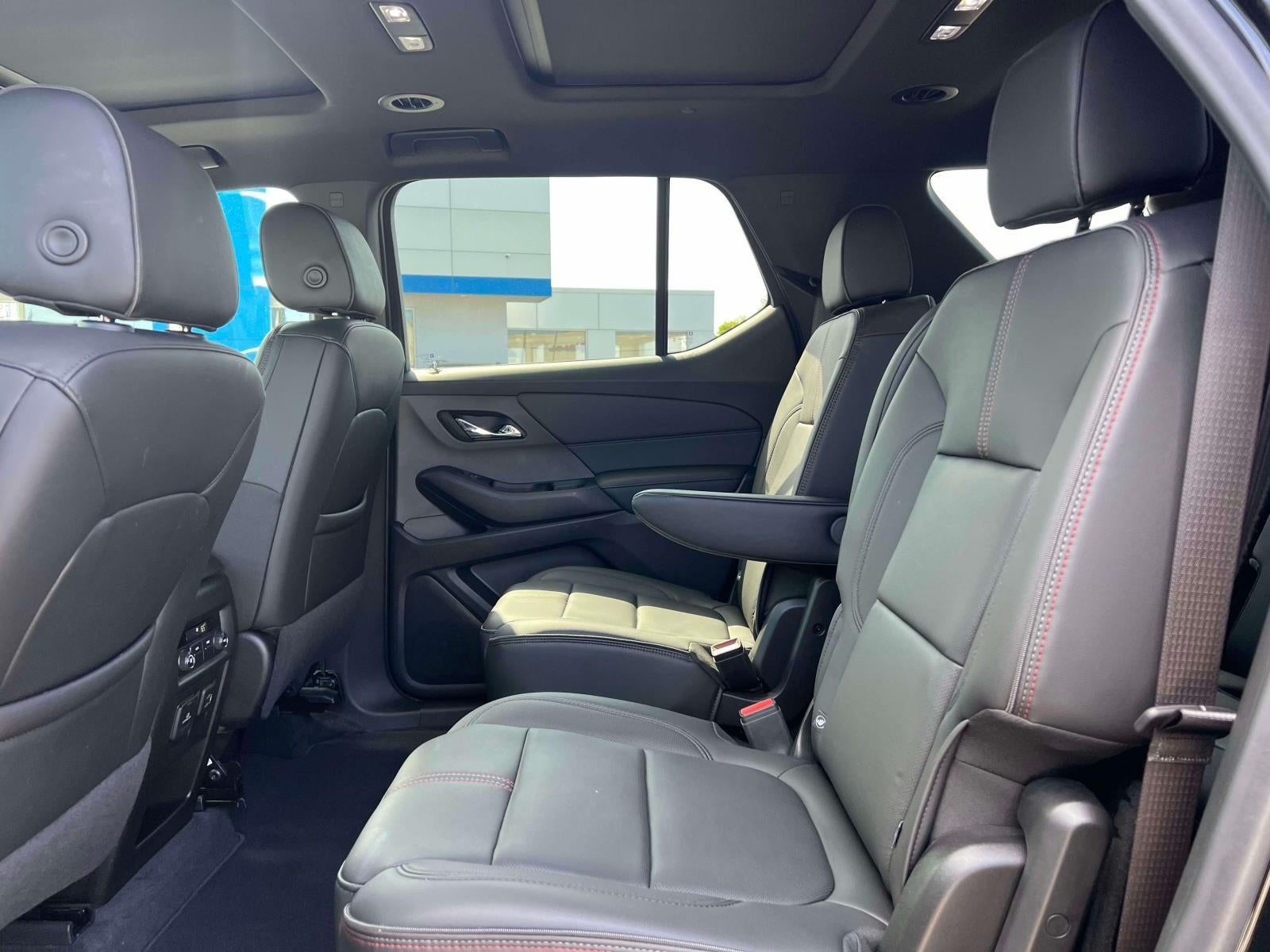 2023 Chevrolet Traverse AWD RS