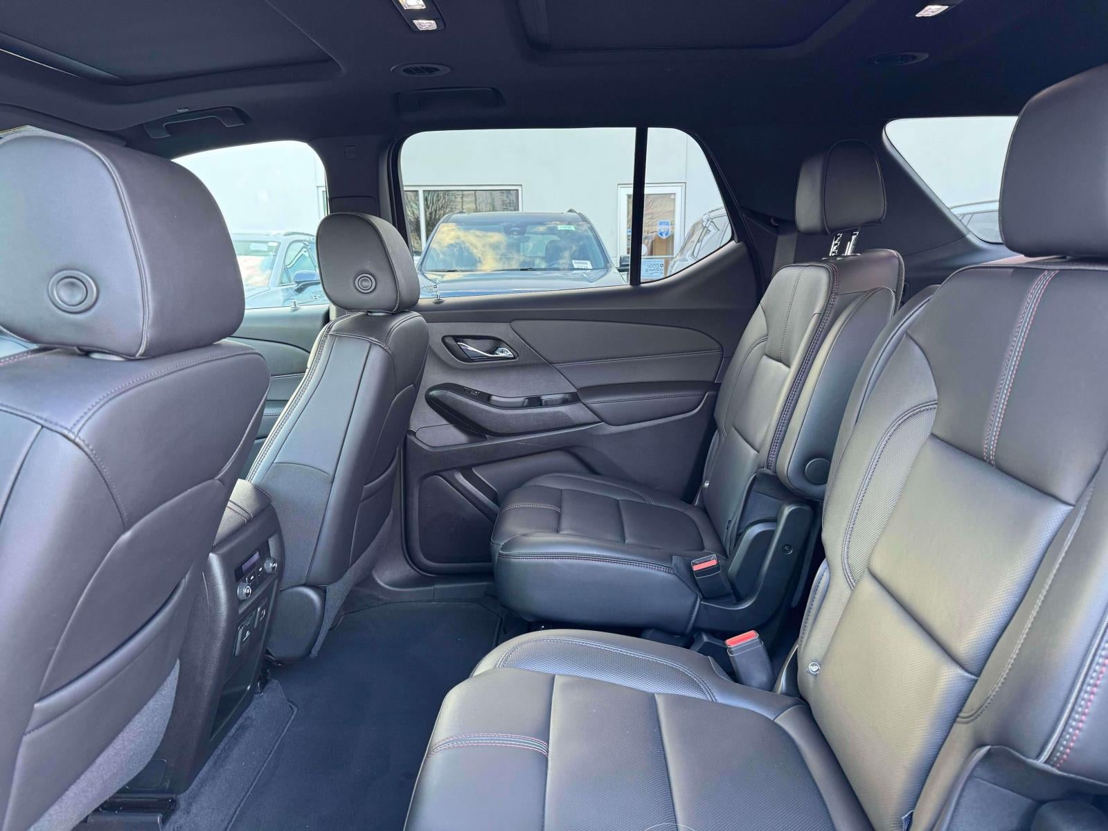 2023 Chevrolet Traverse AWD RS