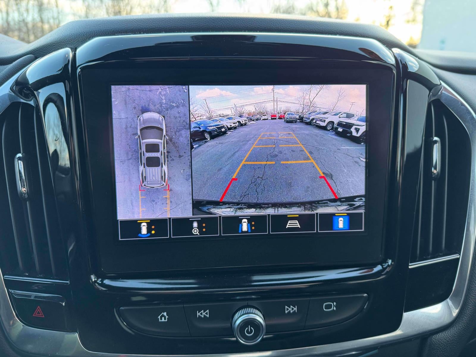 2023 Chevrolet Traverse AWD RS