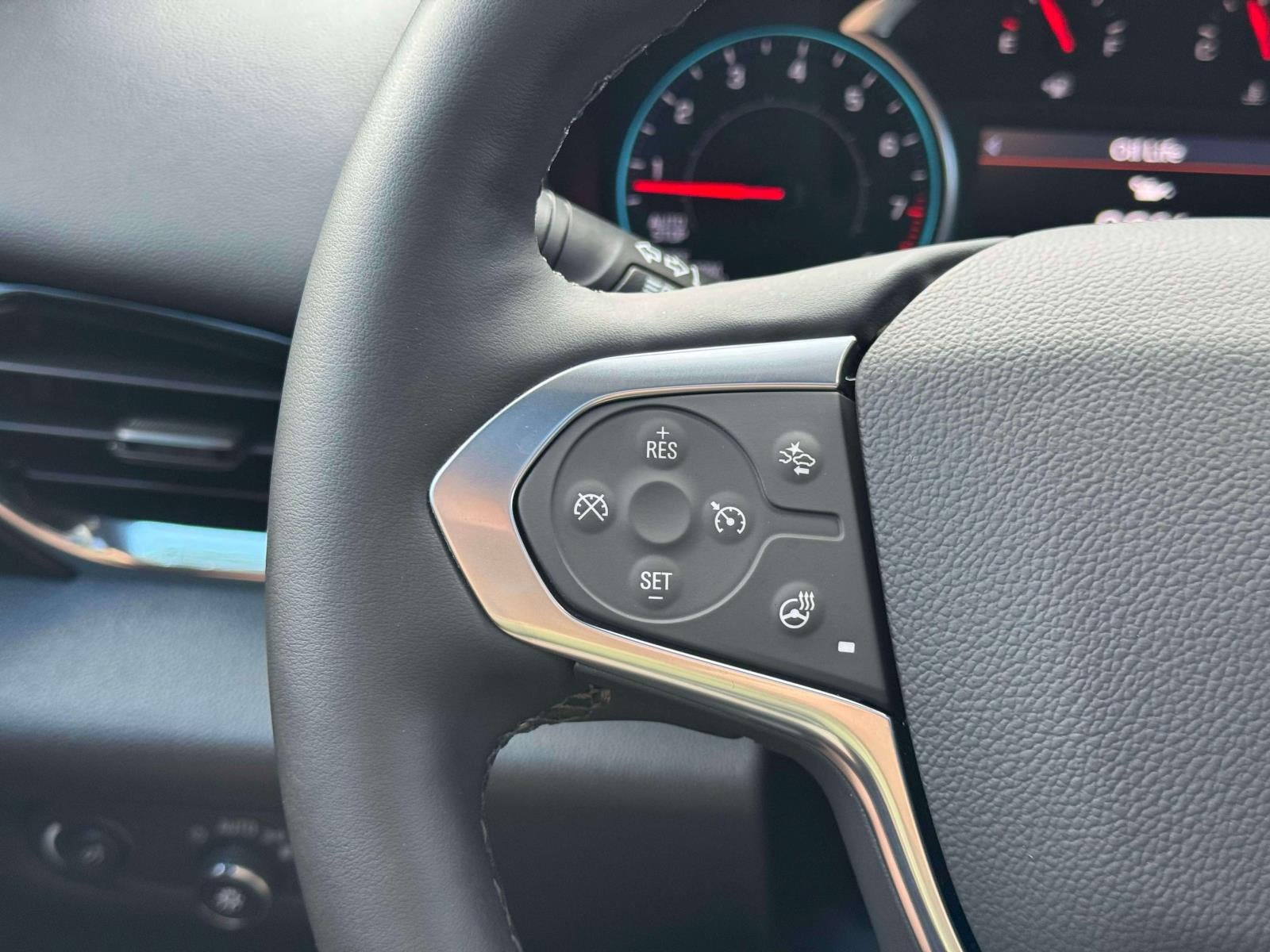 2023 Chevrolet Traverse AWD RS