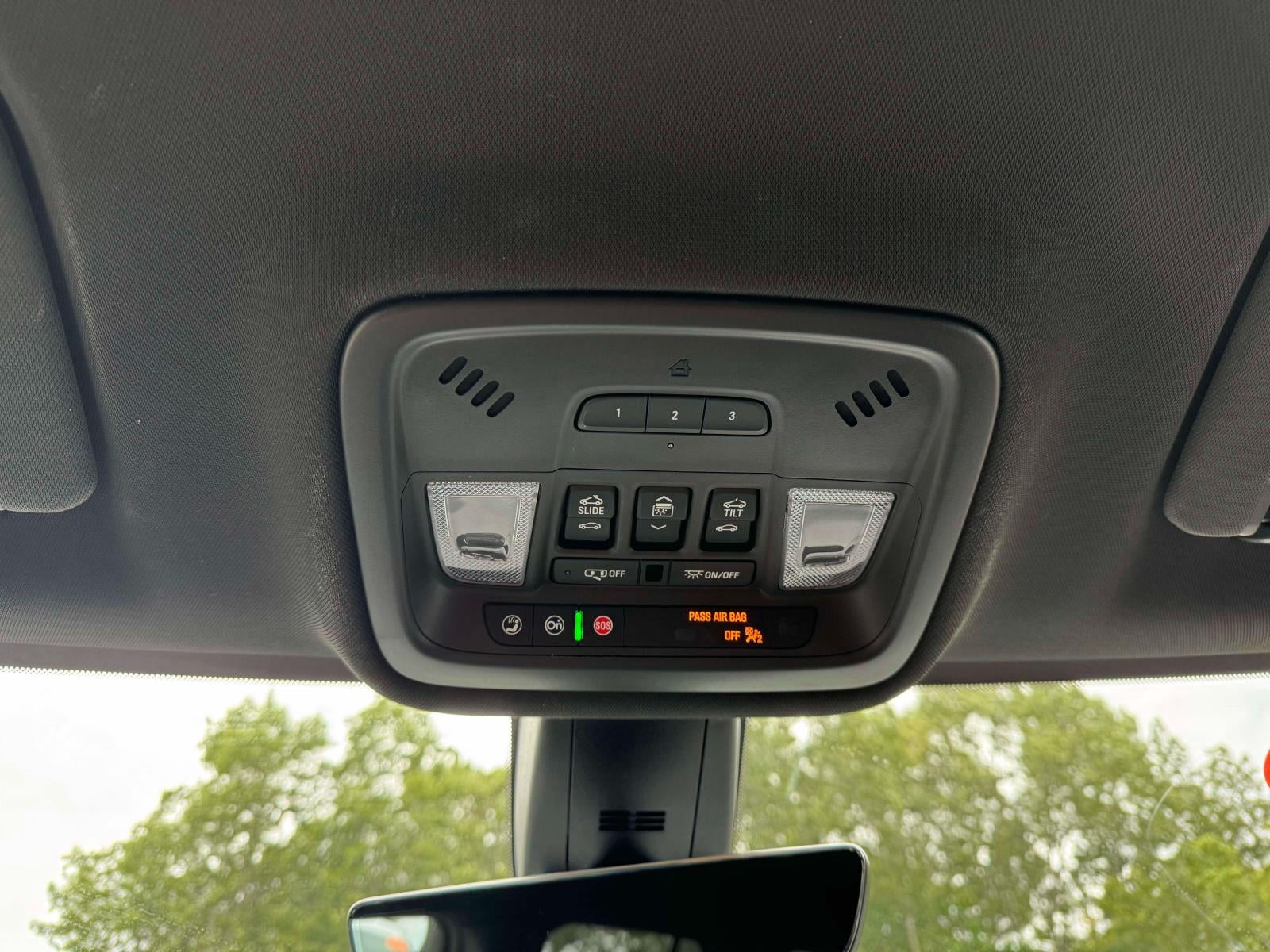 2023 Chevrolet Traverse AWD Premier
