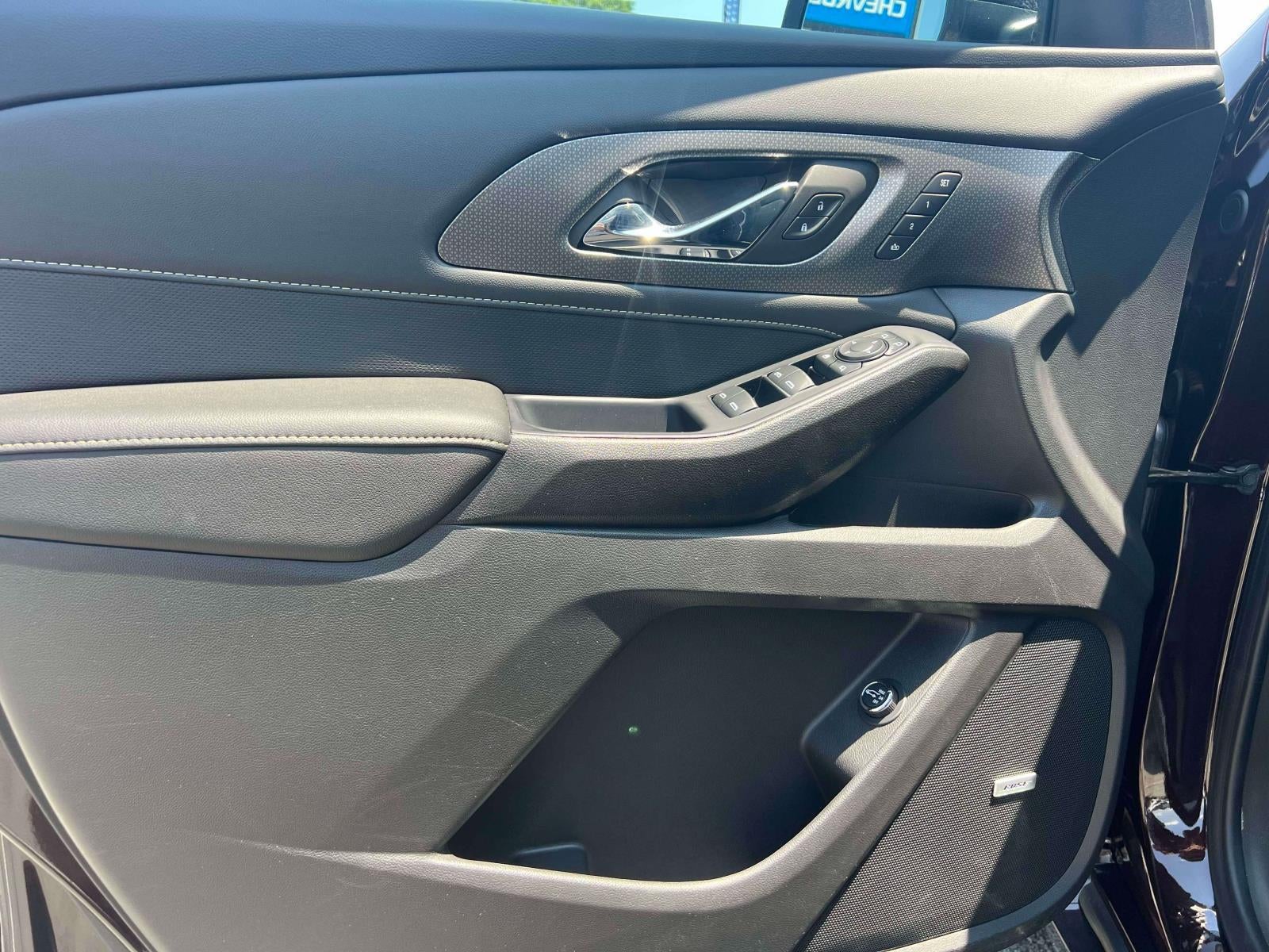 2023 Chevrolet Traverse AWD Premier
