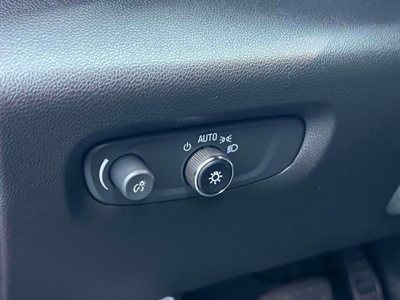 2023 Chevrolet Traverse AWD Premier