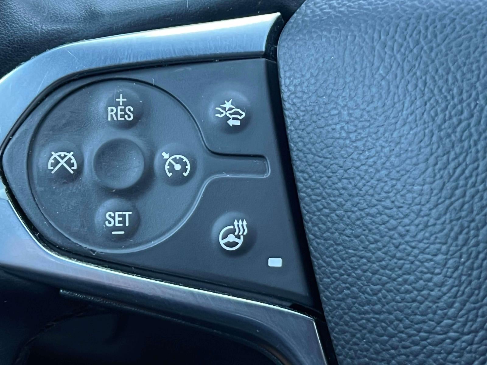 2023 Chevrolet Traverse AWD Premier
