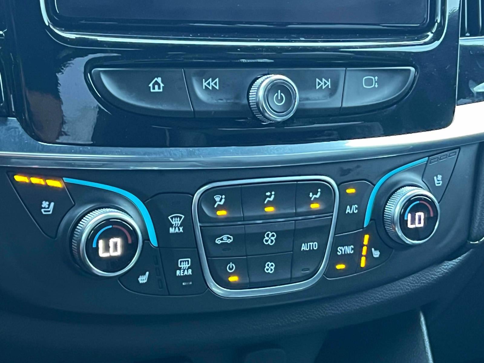 2023 Chevrolet Traverse AWD Premier