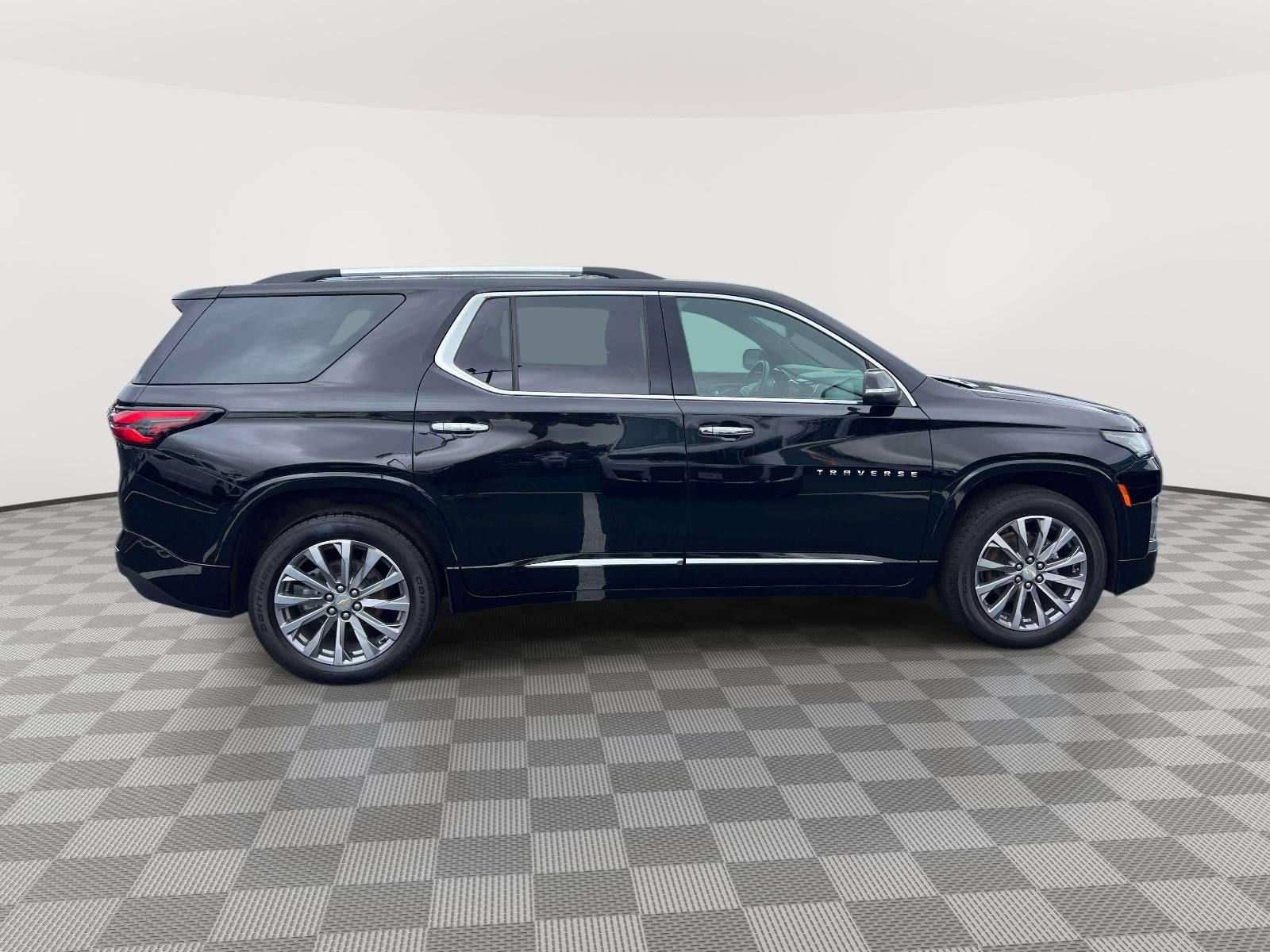 2023 Chevrolet Traverse AWD Premier