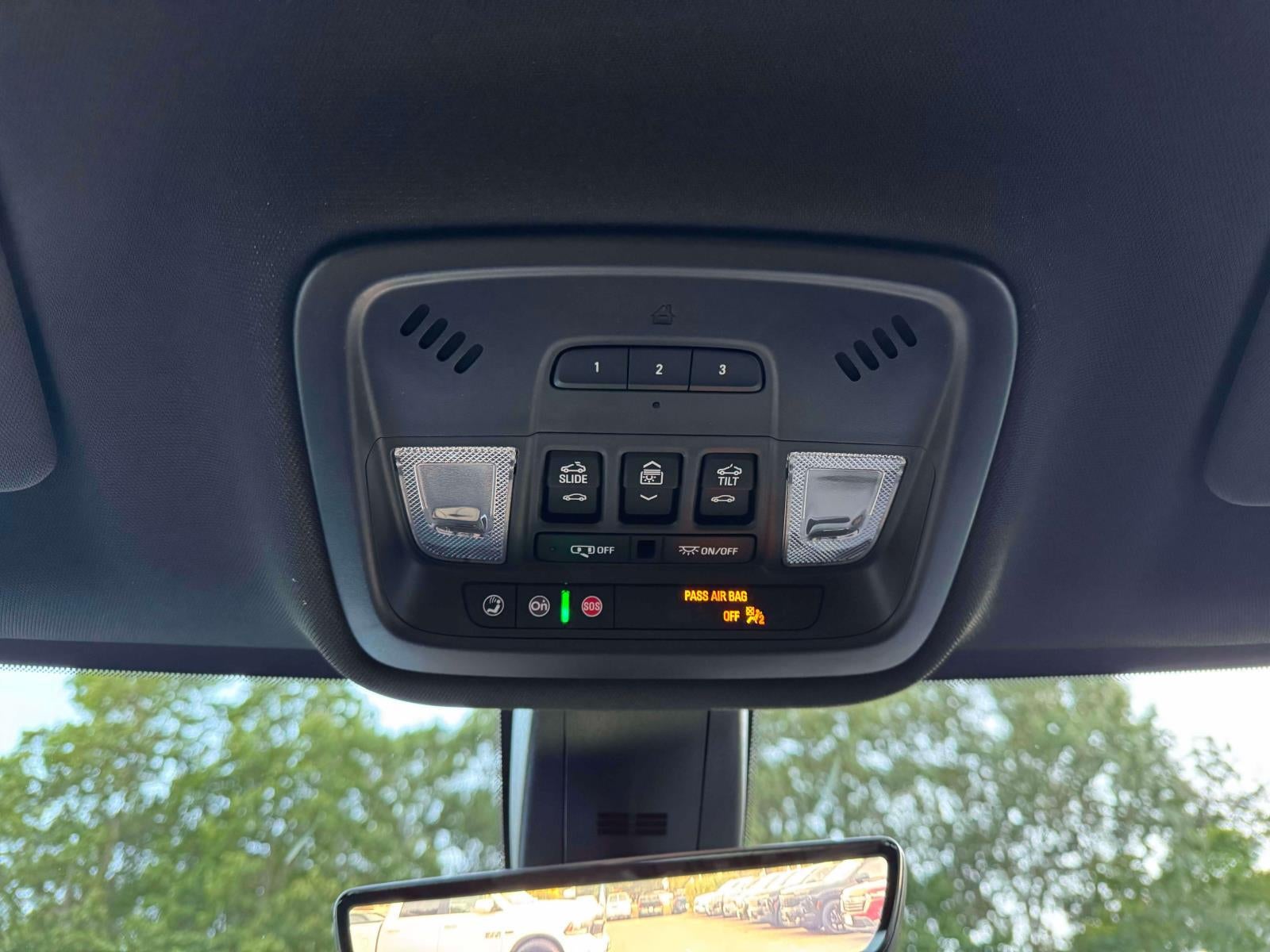 2023 Chevrolet Traverse AWD Premier