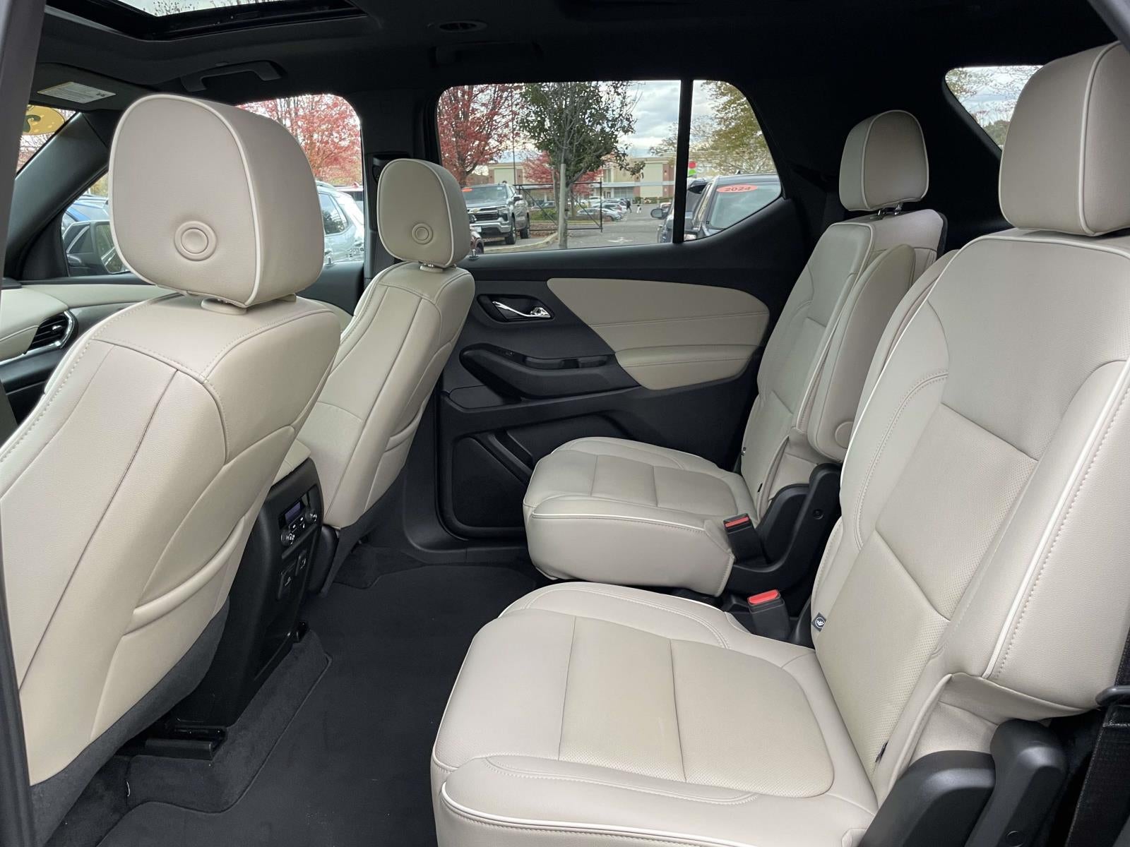 2023 Chevrolet Traverse AWD Premier