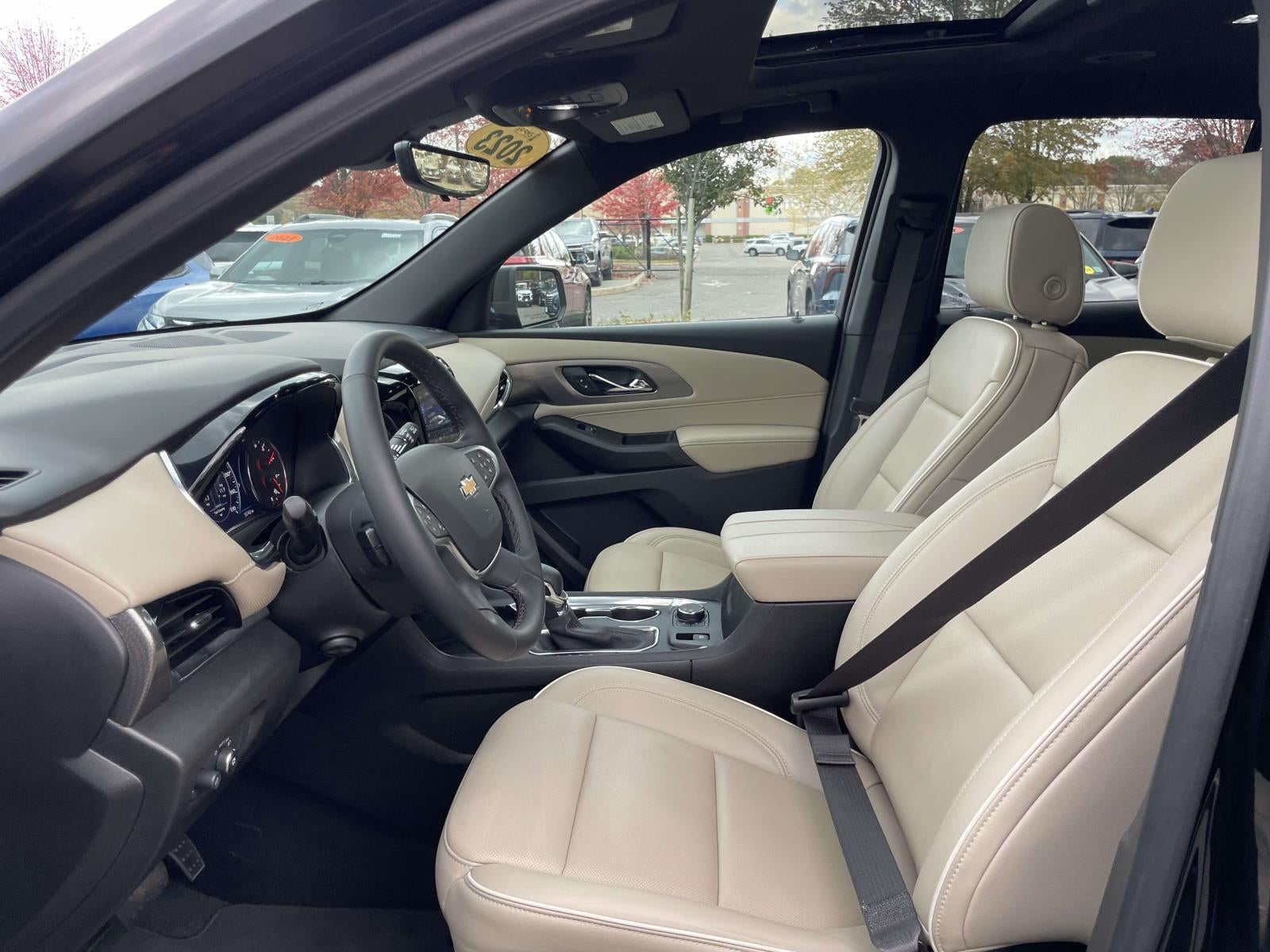 2023 Chevrolet Traverse AWD Premier