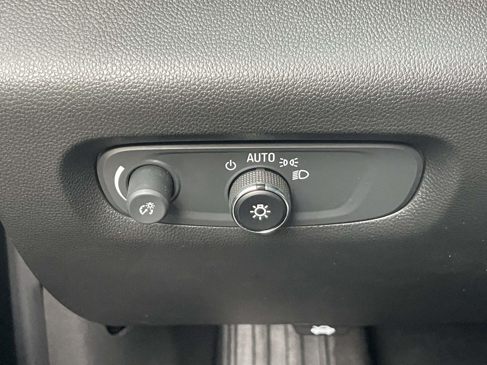 2023 Chevrolet Traverse AWD Premier