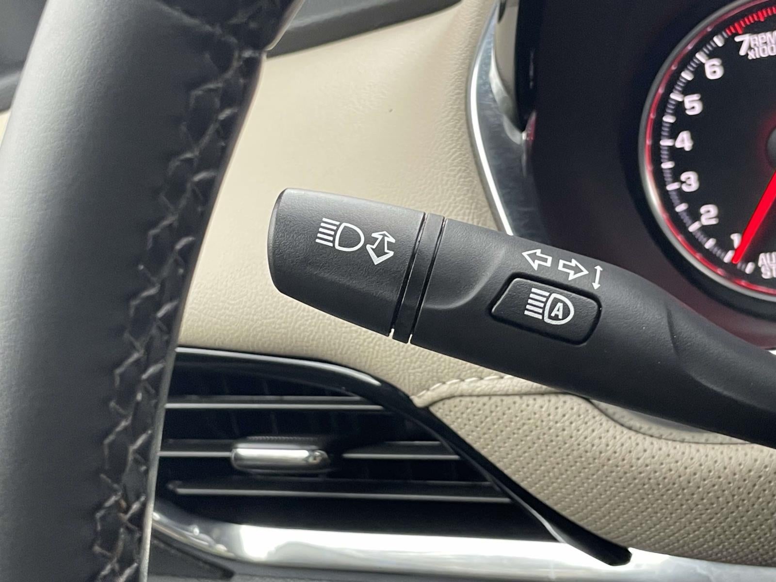 2023 Chevrolet Traverse AWD Premier