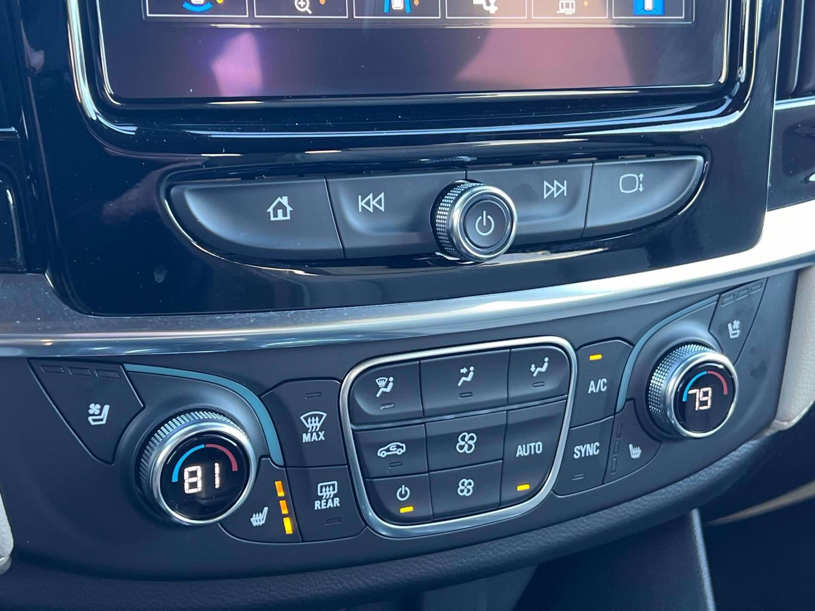 2023 Chevrolet Traverse AWD Premier