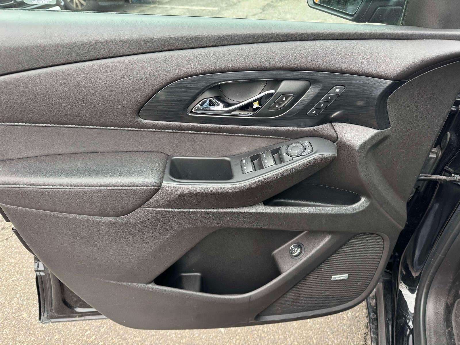 2021 Chevrolet Traverse AWD High Country