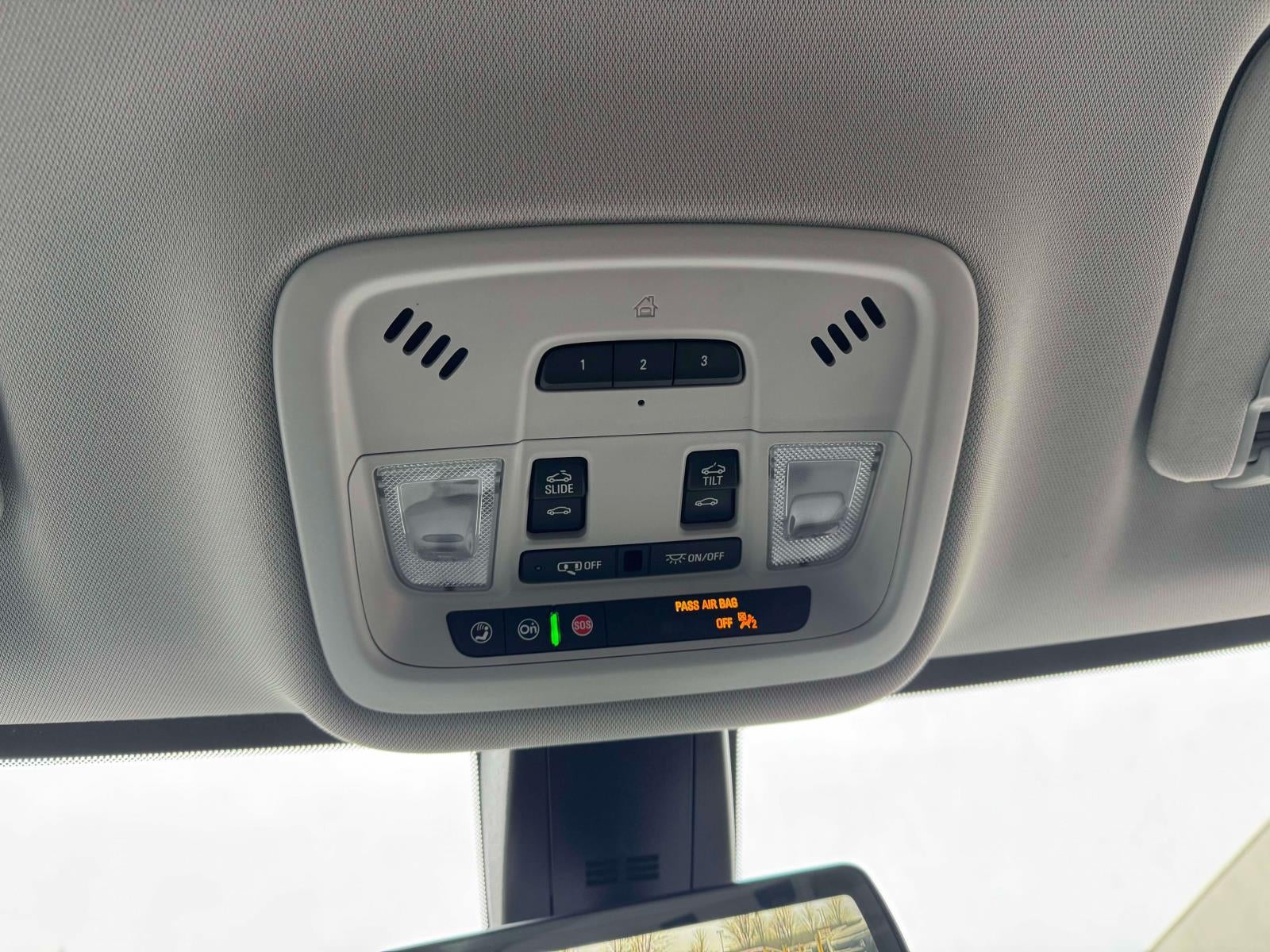 2021 Chevrolet Traverse AWD High Country