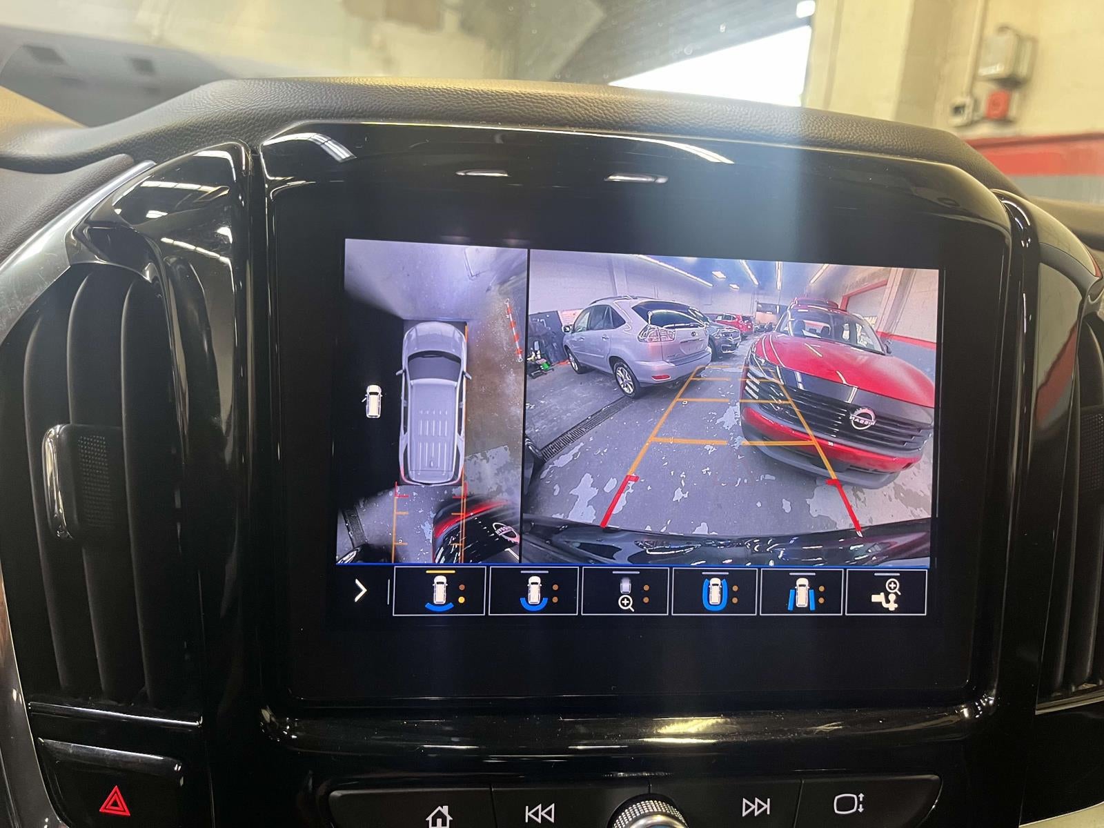 2020 Chevrolet Traverse AWD High Country