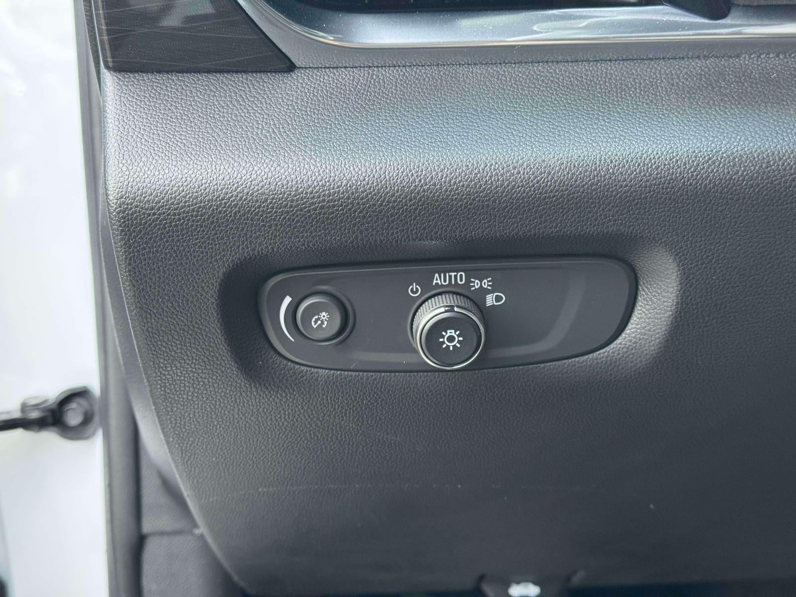 2023 Chevrolet Traverse AWD High Country