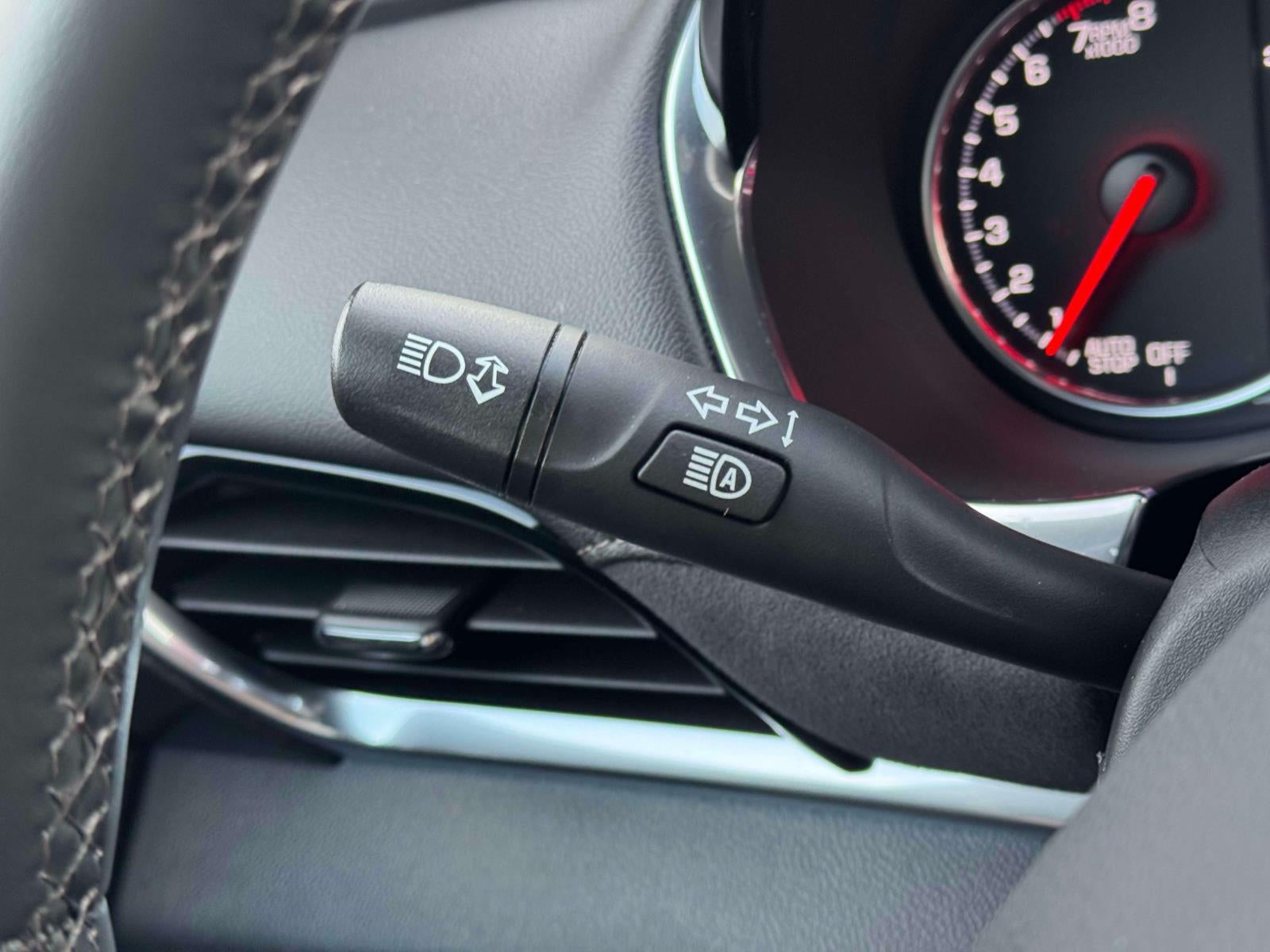 2023 Chevrolet Traverse AWD High Country