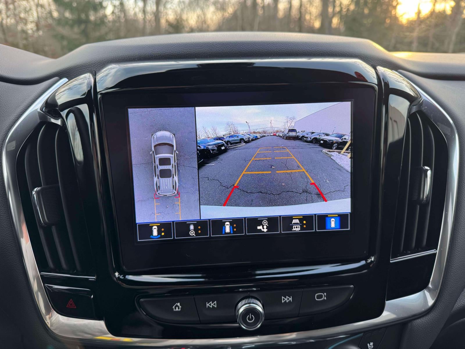 2023 Chevrolet Traverse AWD High Country