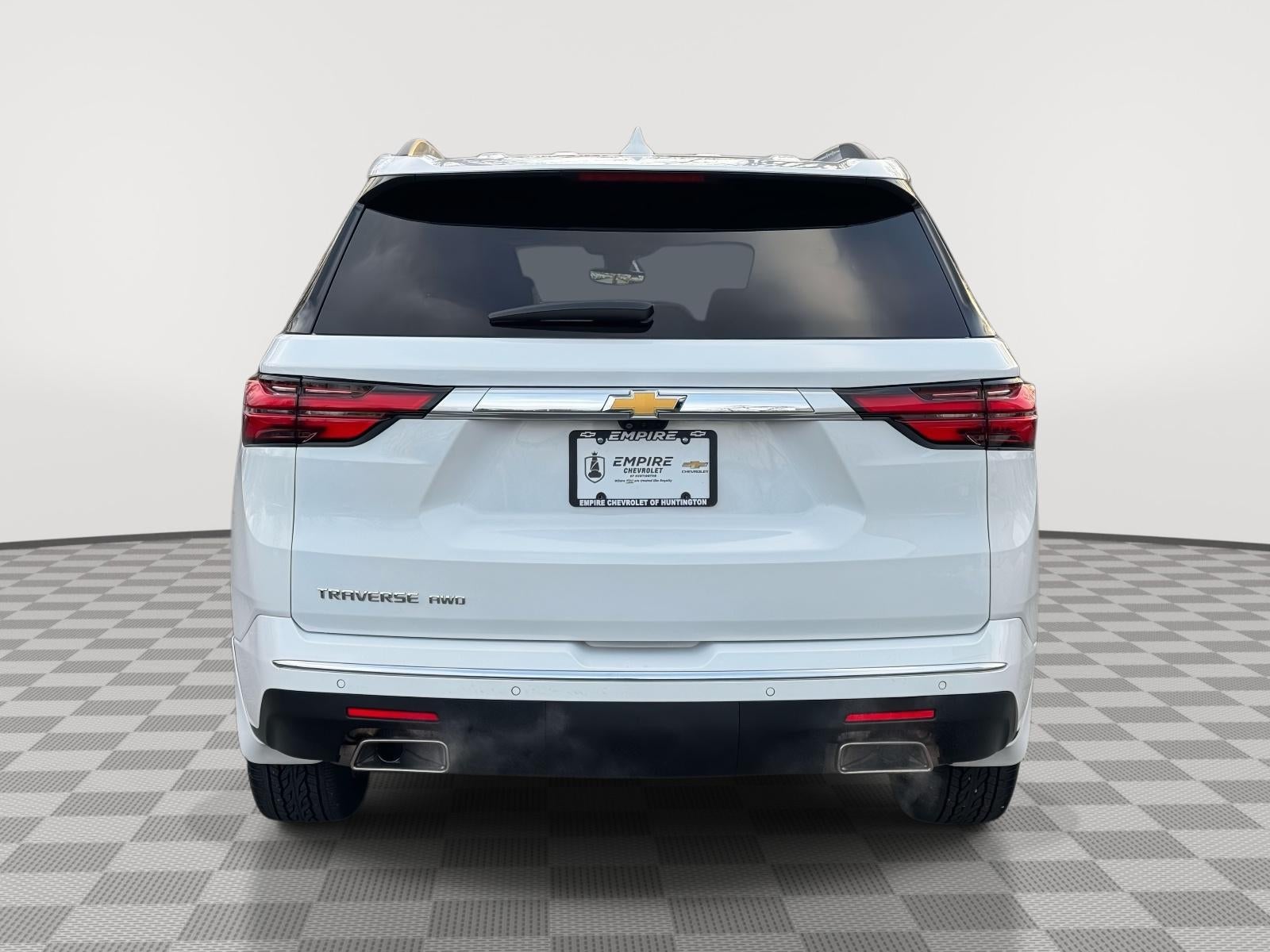 2023 Chevrolet Traverse AWD High Country