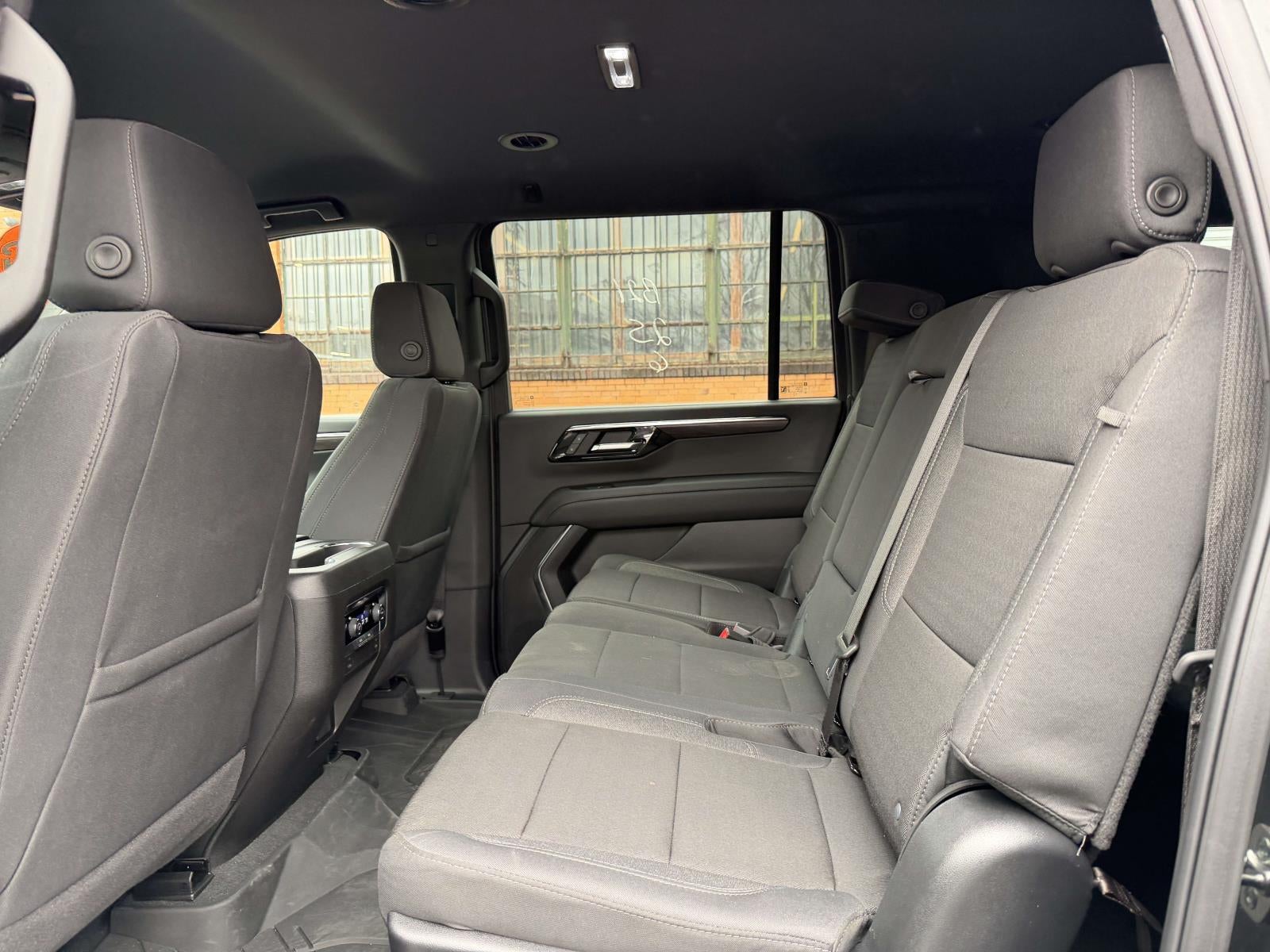 2025 Chevrolet Suburban LS