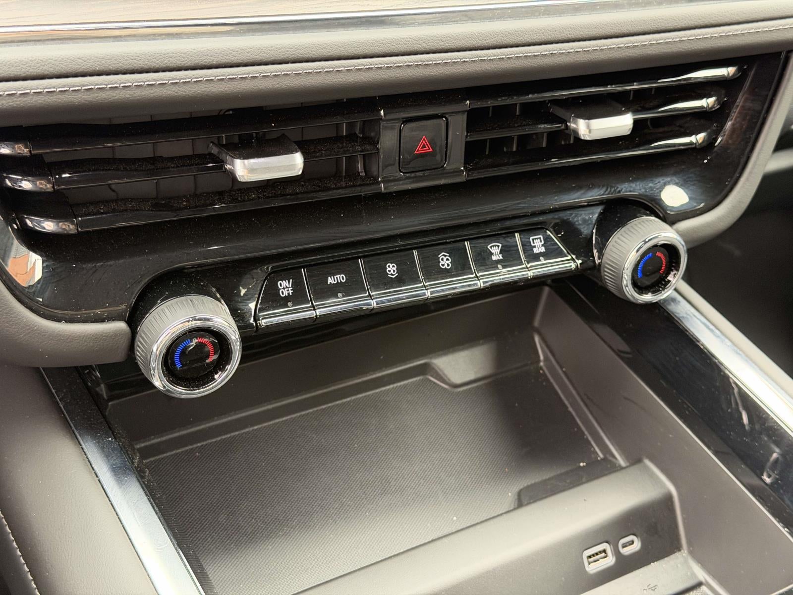 2025 Chevrolet Suburban LS