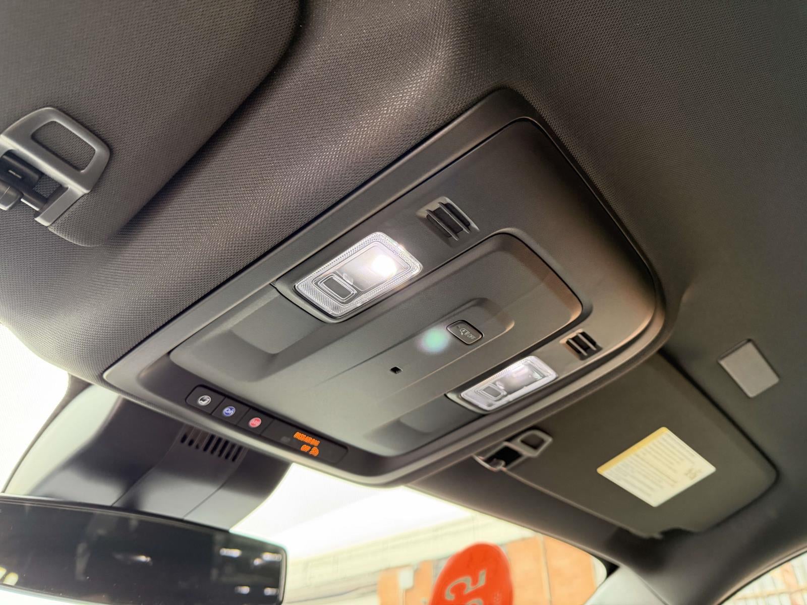 2025 Chevrolet Suburban LS