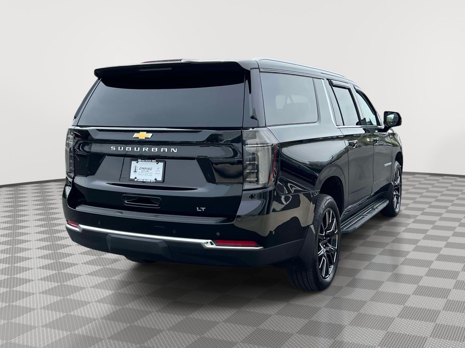 2026 Chevrolet Suburban LT, 4WD