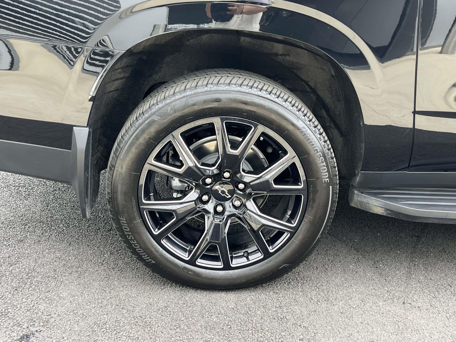 2026 Chevrolet Suburban LT, 4WD