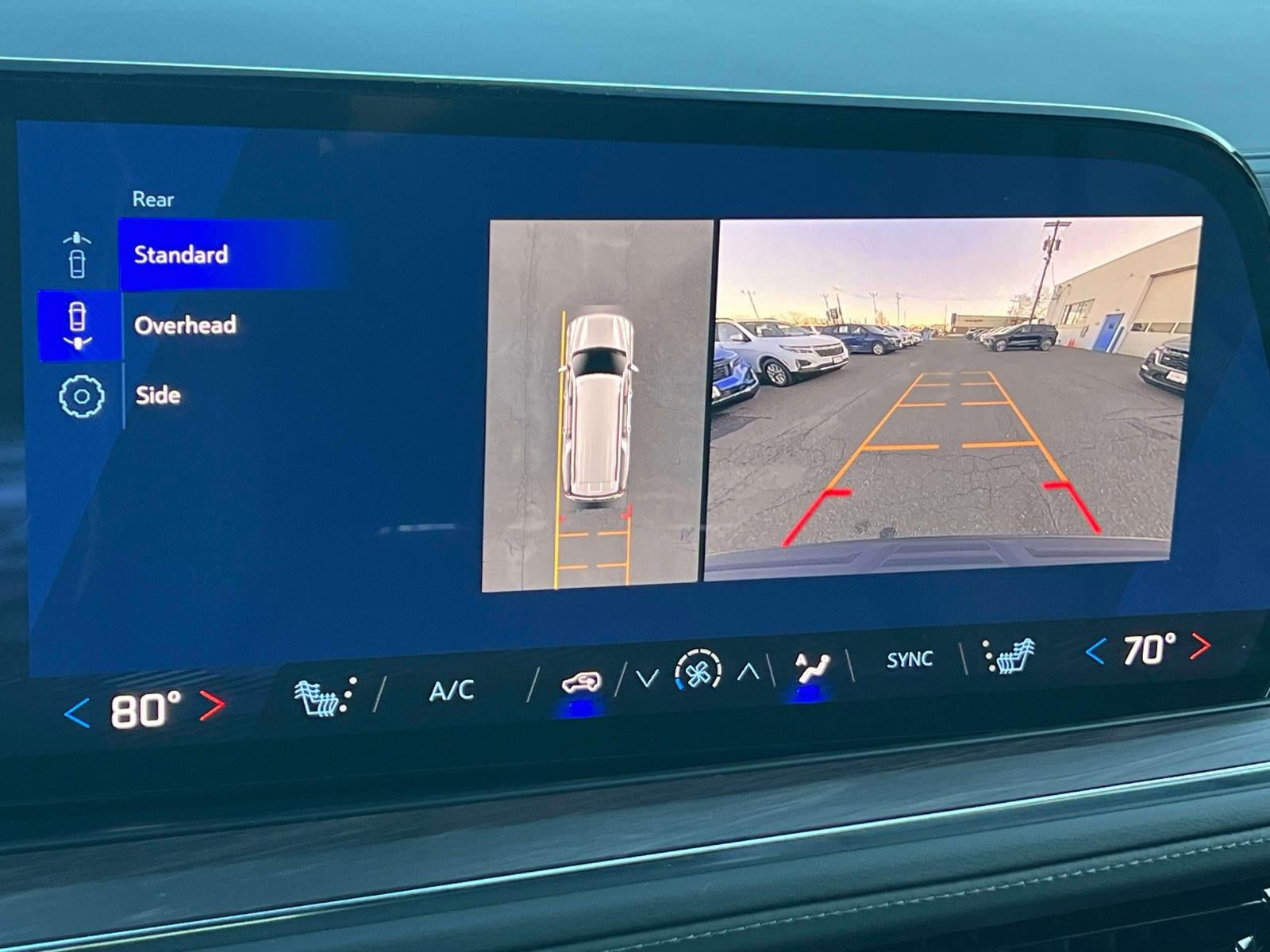 2026 Chevrolet Suburban LT, 4WD