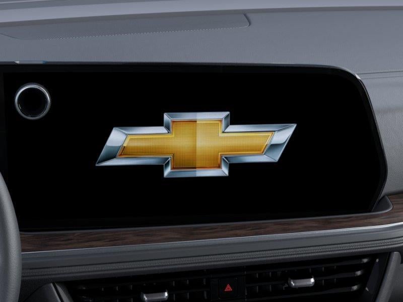 2027 Chevrolet Suburban LT, 4WD