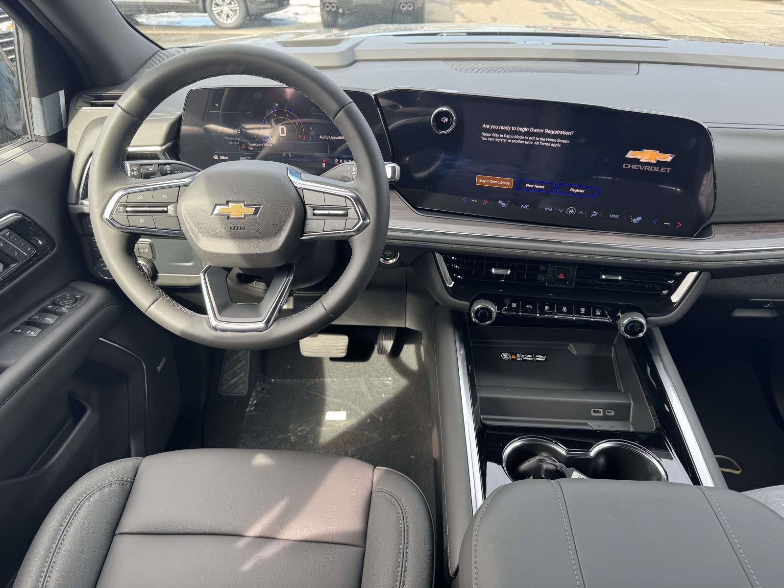 2026 Chevrolet Suburban LT, 4WD