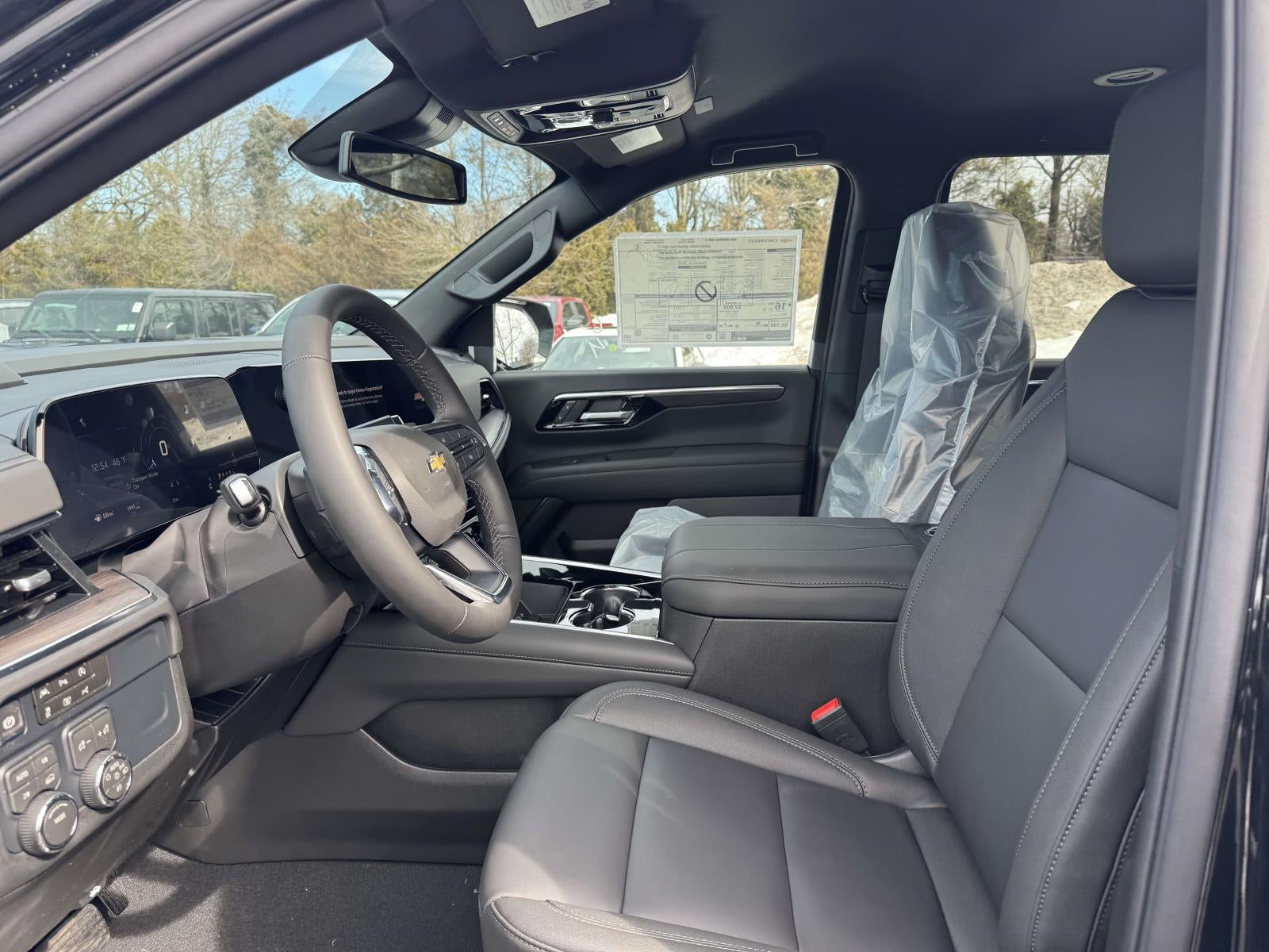 2026 Chevrolet Suburban LT, 4WD