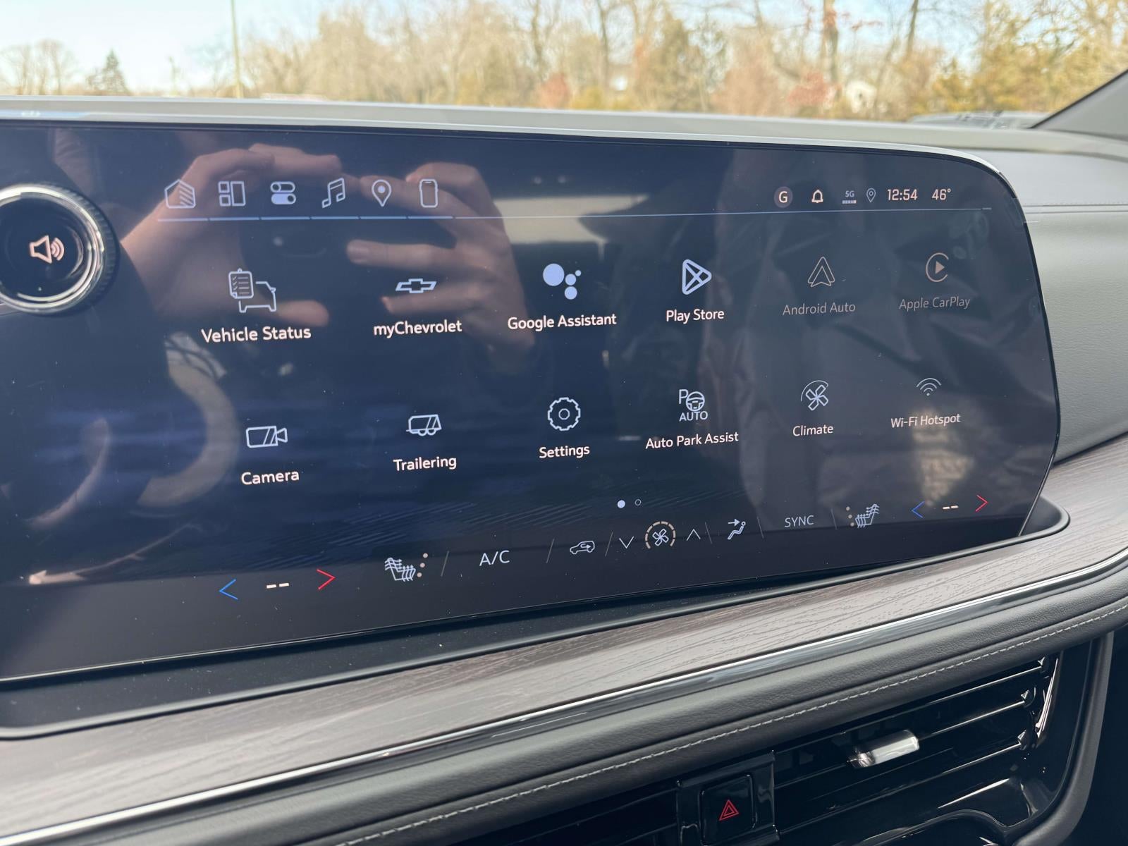 2026 Chevrolet Suburban LT, 4WD